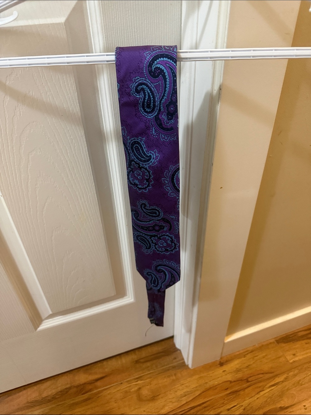 Purple Paisley Silk-Effect Men's Tie - Unbranded